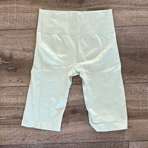 HALARA Seamless Flow High Rise Plain Biker Short